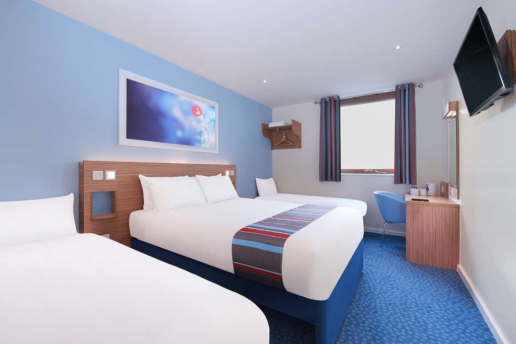 Travelodge Plymouth Roborough Bilik gambar