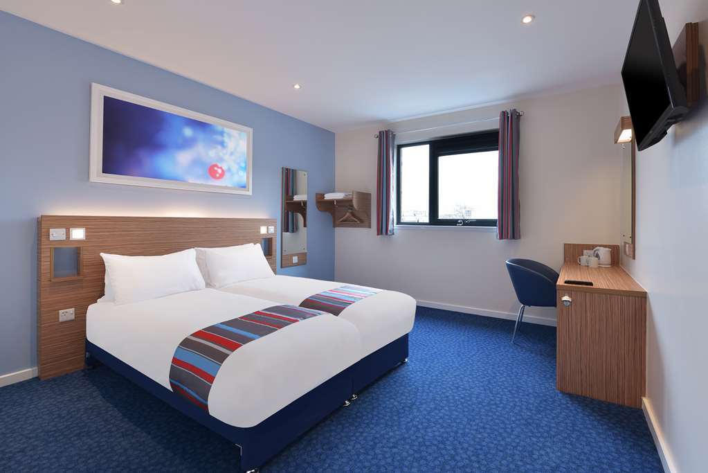 Travelodge Plymouth Roborough Bilik gambar