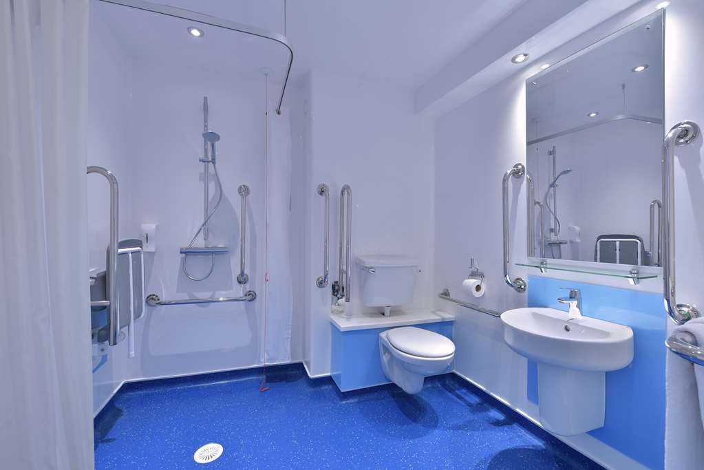 Travelodge Plymouth Roborough Bilik gambar